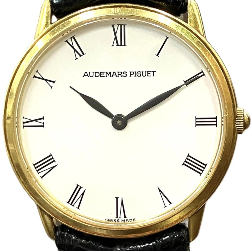 Audemars Piguet watch, total weight 34.5g, 18K gold, genuine leather strap, q...